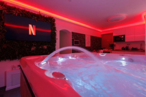 CASA AMOR & SPA, suite jacuzzi & petit déjeuner